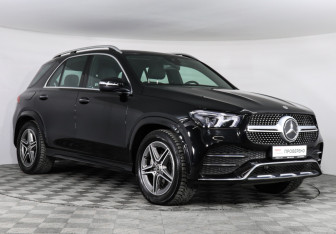 Подержанный автомобиль Mercedes-Benz GLE 2021 года (3 фото)