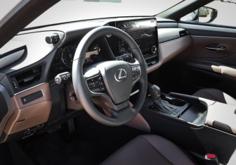 Новый Lexus ES 2025 (14 фото)
