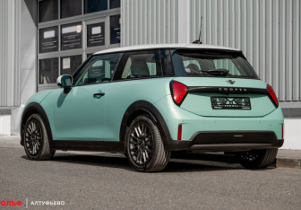 Новый MINI Hatch 2025 (5 фото)