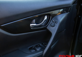 Подержанный автомобиль Nissan X-Trail 2020 года (19 фото)