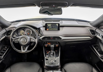 Подержанный автомобиль Mazda CX-9 2018 года (14 фото)