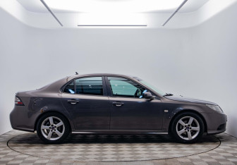 Подержанный автомобиль Saab 9-3 Sedan 2008 года (4 фото)