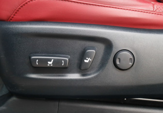 Подержанный автомобиль Lexus GX 2022 года (23 фото)