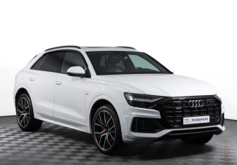 Подержанный автомобиль Audi Q8 2019 года (3 фото)