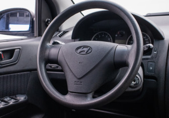 Подержанный автомобиль Hyundai Getz 2006 года (14 фото)