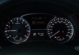 Подержанный автомобиль Infiniti QX60 2017 года (34 фото)