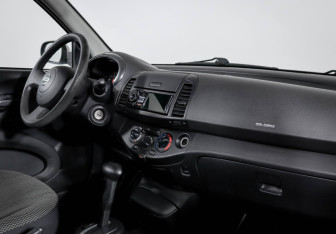 Подержанный автомобиль Nissan Micra Hatchback 2009 года (9 фото)