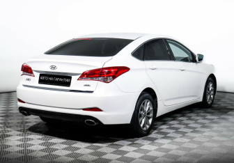 Подержанный автомобиль Hyundai i40 Sedan 2016 года (5 фото)