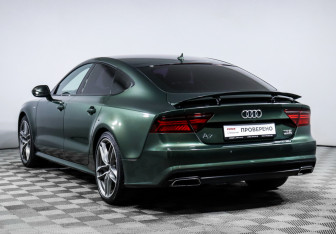 Подержанный автомобиль Audi A7 2016 года (7 фото)