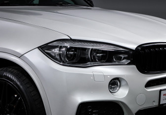 Подержанный автомобиль BMW X5 2017 года (16 фото)