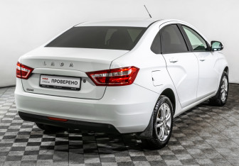 Подержанный автомобиль LADA (ВАЗ) Vesta Sedan 2016 года (5 фото)