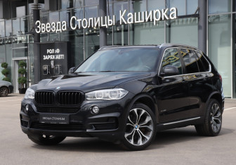 Подержанный автомобиль BMW X5 2013 года (26 фото)
