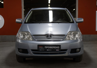 Подержанный автомобиль Toyota Corolla Sedan 2006 года (2 фото)