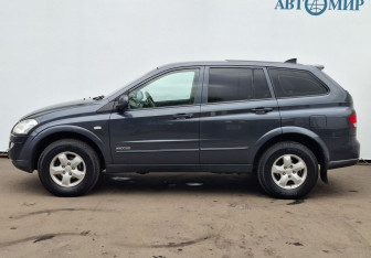 Подержанный автомобиль SsangYong Kyron 2014 года (8 фото)