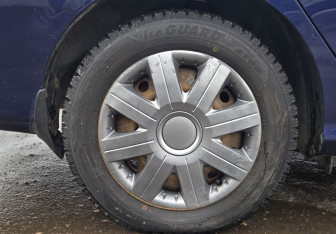 Подержанный автомобиль Hyundai Elantra Sedan 2007 года (13 фото)