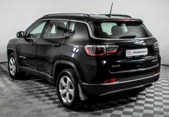 Подержанный автомобиль Jeep Compass 2019 года (7 фото)