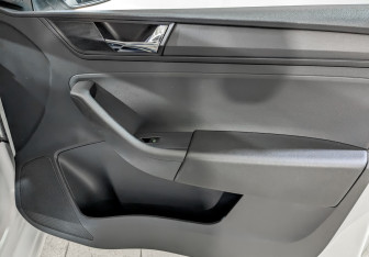 Подержанный автомобиль Skoda Rapid Liftback 2019 года (22 фото)