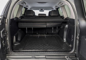 Подержанный автомобиль Toyota Land Cruiser Prado 2021 года (10 фото)