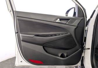 Подержанный автомобиль Hyundai Tucson 2018 года (19 фото)