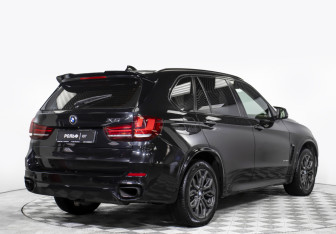 Подержанный автомобиль BMW X5 2015 года (5 фото)