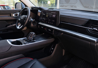 Подержанный автомобиль Haval H3 2024 года (7 фото)