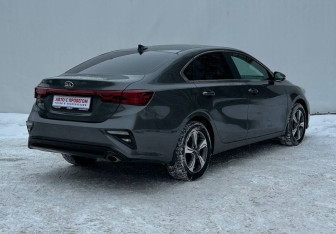 Подержанный автомобиль Kia Cerato Sedan 2020 года (5 фото)
