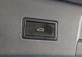 Подержанный автомобиль Volkswagen Teramont 2019 года (26 фото)