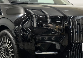 Подержанный автомобиль Zeekr 009 2023 года (25 фото)