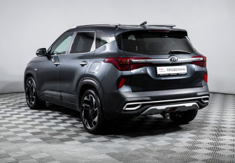Подержанный автомобиль Kia Seltos 2020 года (7 фото)