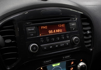 Подержанный автомобиль Nissan Juke 2012 года (19 фото)