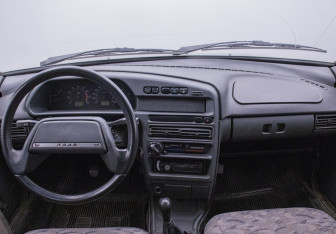 Подержанный автомобиль LADA (ВАЗ) 2109 Hatchback 2003 года (13 фото)