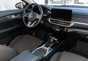 Новый Kia K3 Sedan 2024 (16 фото)