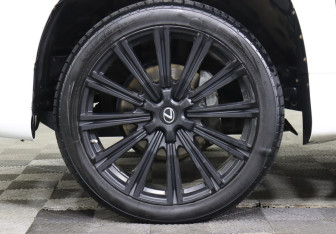 Подержанный автомобиль Lexus GX 2016 года (23 фото)