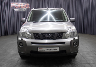 Подержанный автомобиль Nissan X-Trail 2007 года (2 фото)