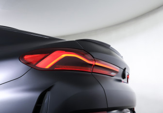 Подержанный автомобиль BMW X6 2021 года (27 фото)