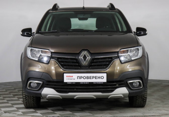 Подержанный автомобиль Renault Sandero 2022 года (2 фото)