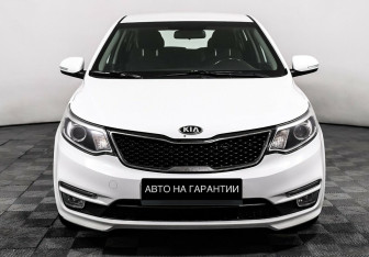 Подержанный автомобиль Kia Rio Hatchback 2017 года (2 фото)
