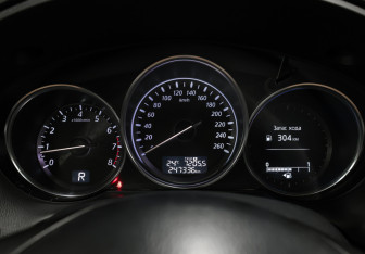 Подержанный автомобиль Mazda CX-5 2012 года (13 фото)