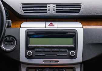 Подержанный автомобиль Volkswagen Passat Sedan 2008 года (14 фото)