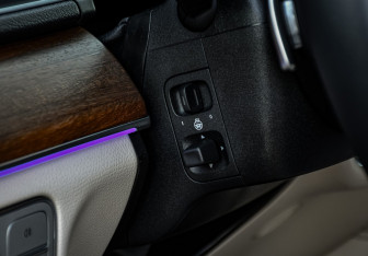 Подержанный автомобиль Mercedes-Benz GLE 2023 года (20 фото)