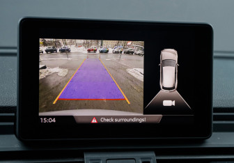 Подержанный автомобиль Audi Q5 2018 года (13 фото)