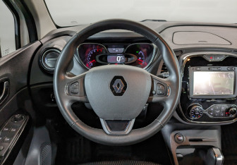 Подержанный автомобиль Renault Kaptur 2018 года (22 фото)