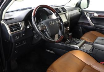 Подержанный автомобиль Lexus GX 2017 года (5 фото)