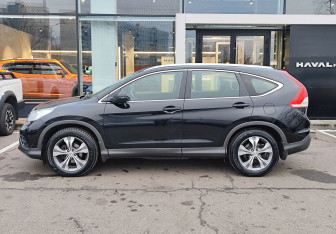 Подержанный автомобиль Honda CR-V 2013 года (8 фото)