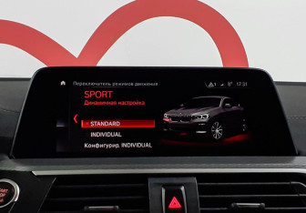 Подержанный автомобиль BMW X4 2019 года (14 фото)