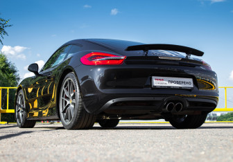Подержанный автомобиль Porsche Cayman 2013 года (6 фото)