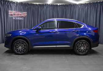 Подержанный автомобиль Geely Tugella 2022 года (8 фото)