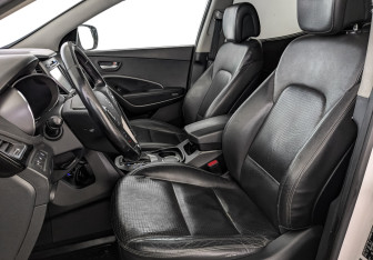 Подержанный автомобиль Hyundai Santa Fe 2012 года (20 фото)