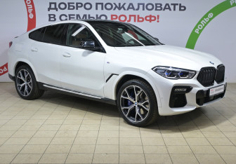 Подержанный автомобиль BMW X6 2020 года (3 фото)