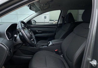 Подержанный автомобиль Hyundai Tucson 2021 года (23 фото)